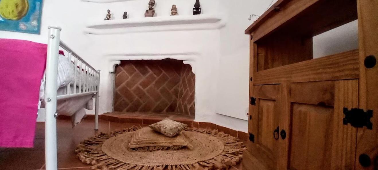 Sedella Posada Puente Romano מראה חיצוני תמונה